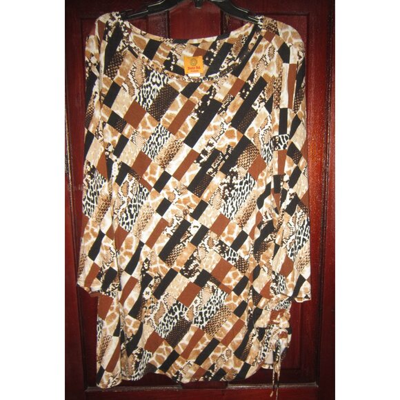 Ruby Rd. Woman Plus 1X Stretch Knit Top Blouse Shirt Animal Geometric Print Bead - Picture 1 of 3